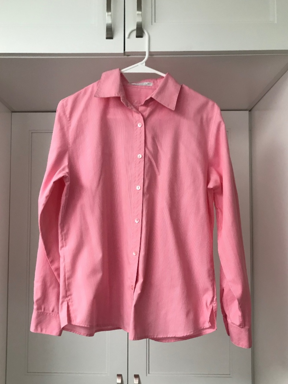 Women’s Foxcroft Wrinkle Free Pink Long Sleeve Shirt Size 4